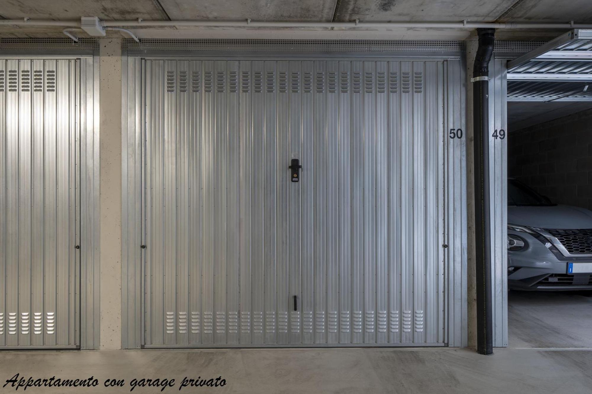 Supersuite With Private Garage Autentica Apartamento